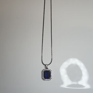 Elegant Silver and Blue Pendant Necklace #99